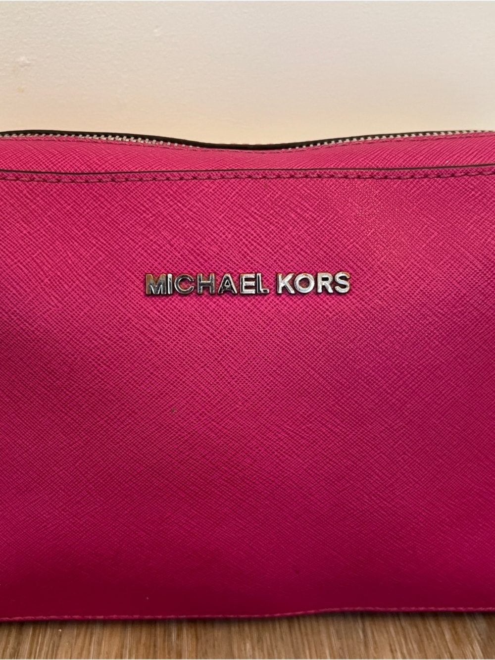 Michael Kors Jet Set Large Saffiano Crossbody Hibiscus Pink purse handbag - Picture 2 of 13